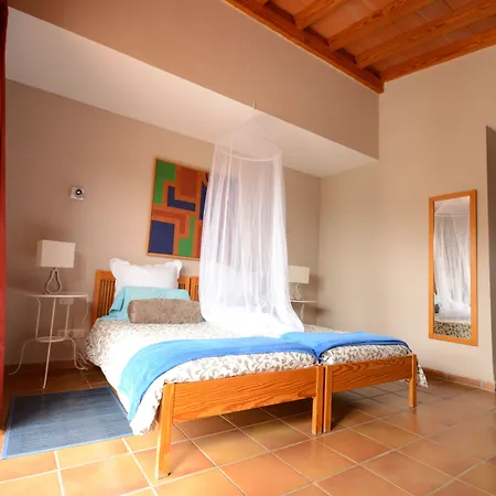 Alta Montana מלון 3*