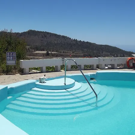 Alta Montana فندق