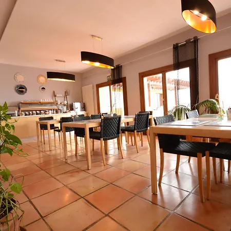 Alta Montana فندق فيلافلور