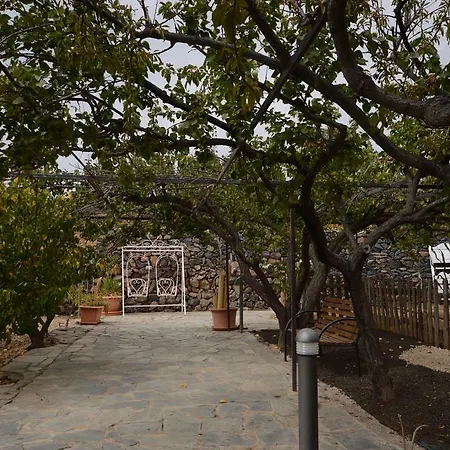 فندق Alta Montana 3*