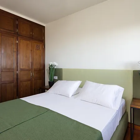 Alta Montana Hotel 3*