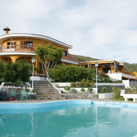 Alta Montana Отель 3*