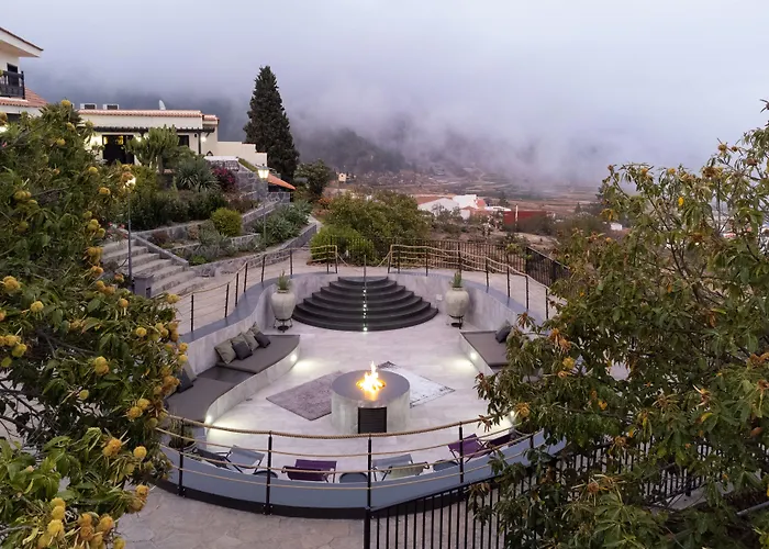 Alta Montaña Hotel 3*